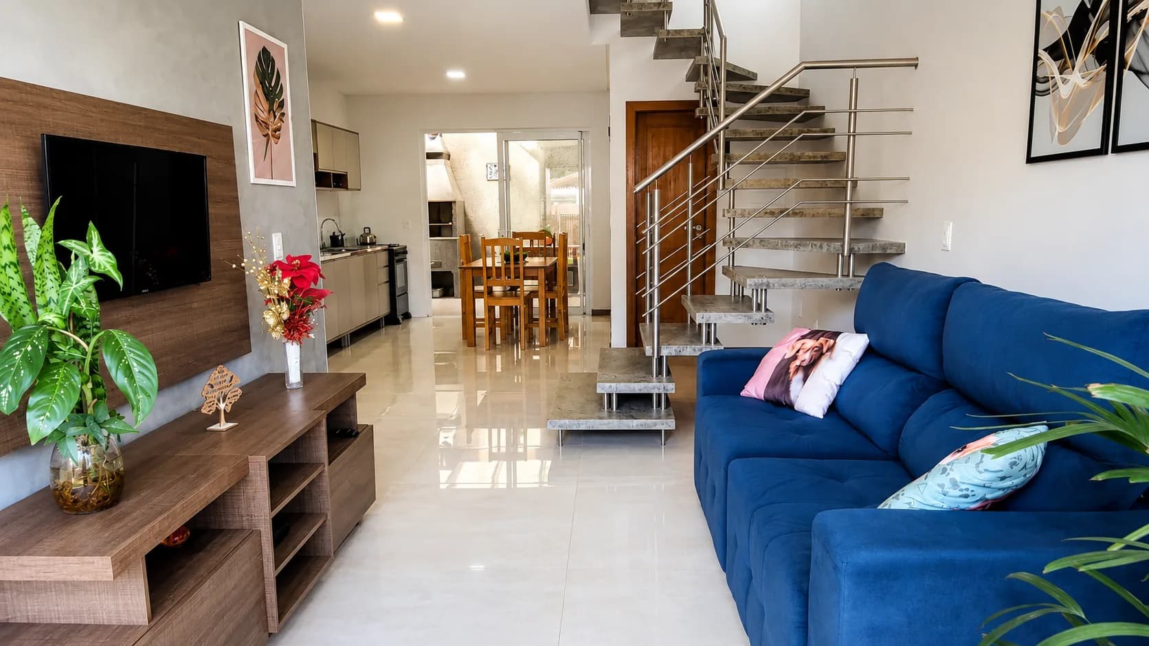 Casas 2 dorm.